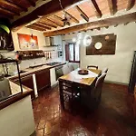 Semesterbostad Pergaccio Deluxe House