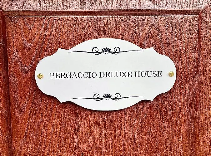 Pergaccio Deluxe House