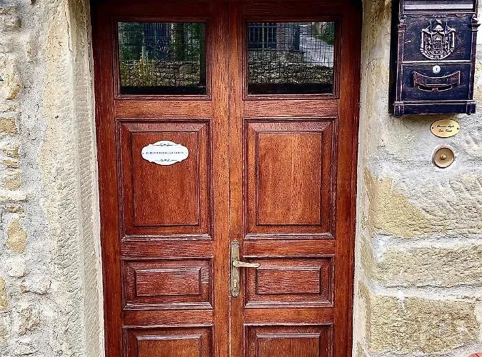 別荘 Pergaccio Deluxe House